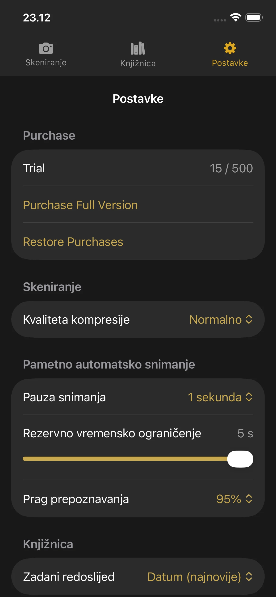 Knut app Settings view showing compression quality selector, auto-capture toggle, camera lens picker, and trial status.