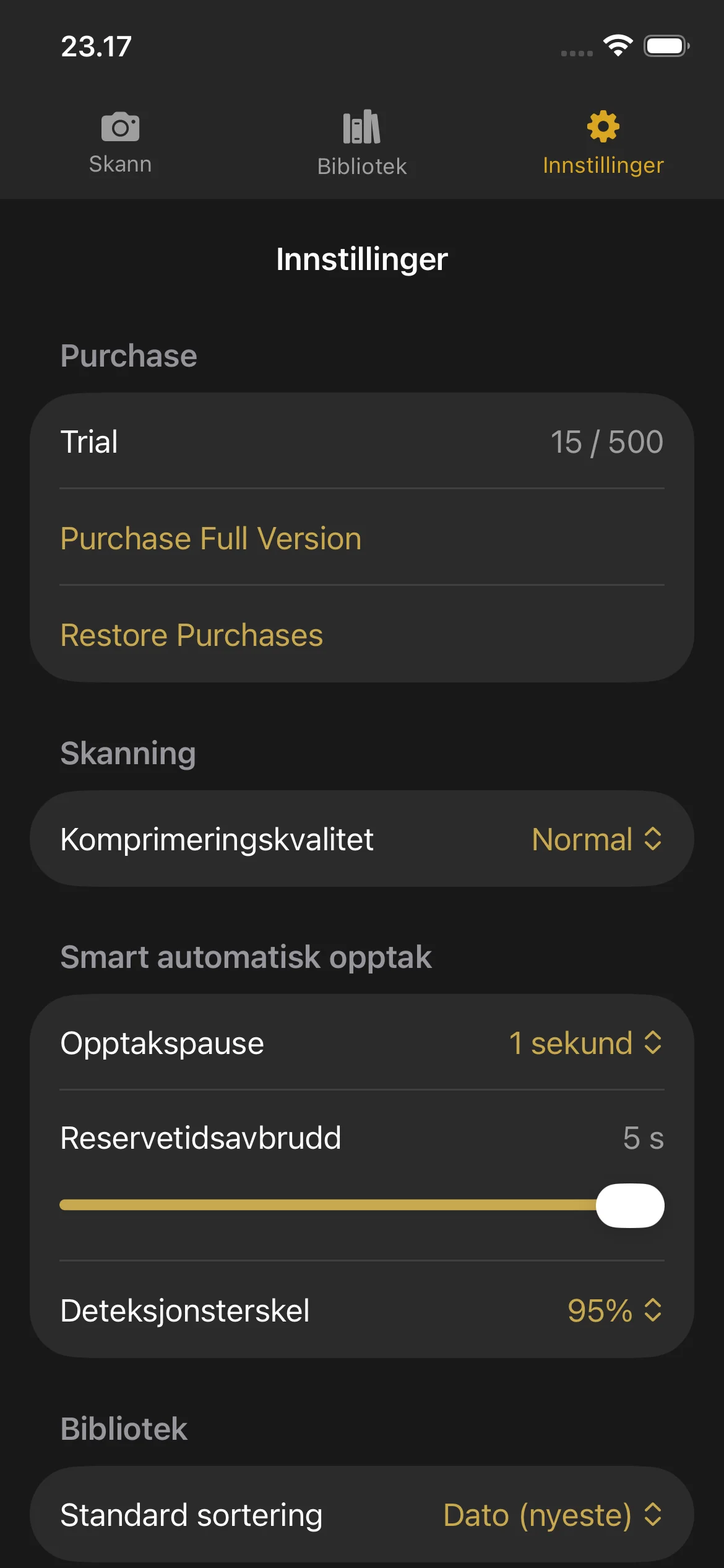 Knut app Settings view showing compression quality selector, auto-capture toggle, camera lens picker, and trial status.