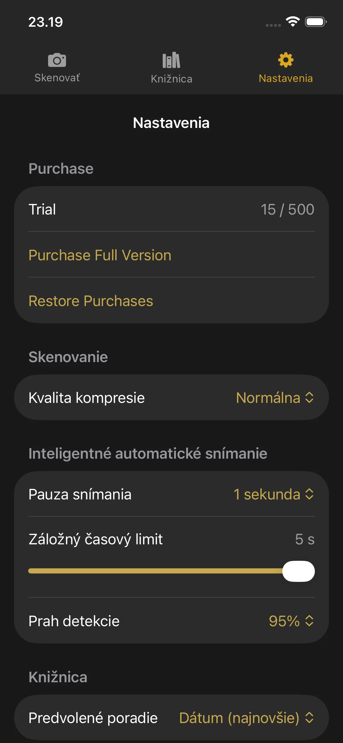 Knut app Settings view showing compression quality selector, auto-capture toggle, camera lens picker, and trial status.